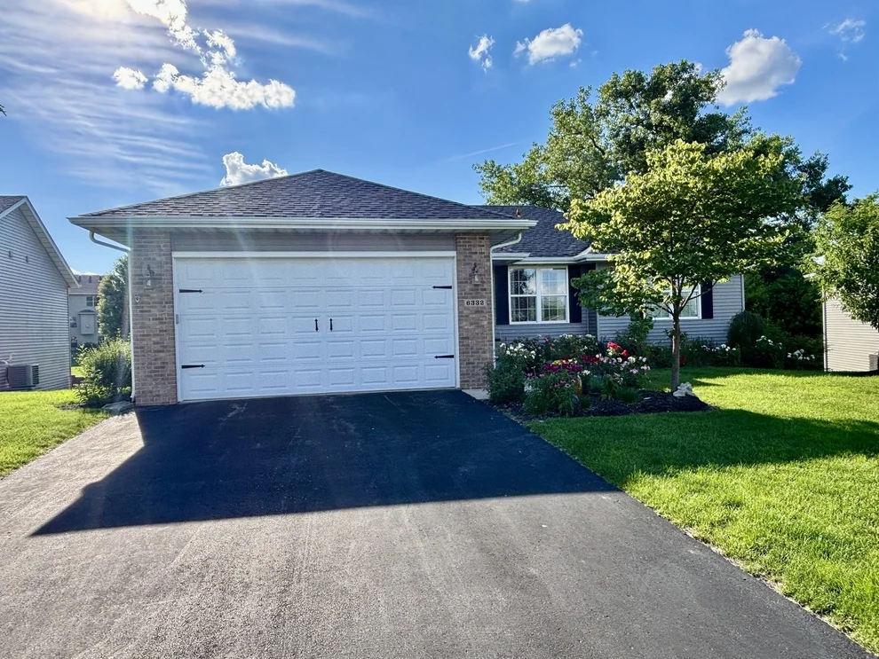Unit for sale at 6332 Crystal Brook Lane, Machesney Park, IL 61115