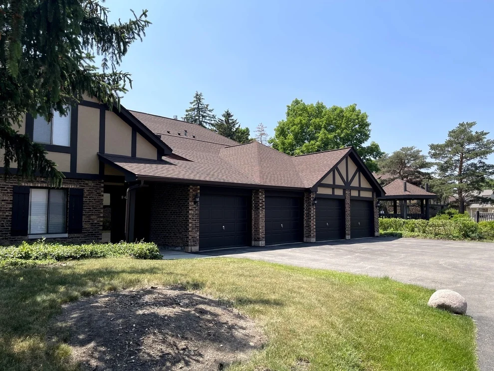 Unit for sale at 840 Sheldon Court, Wheaton, IL 60189
