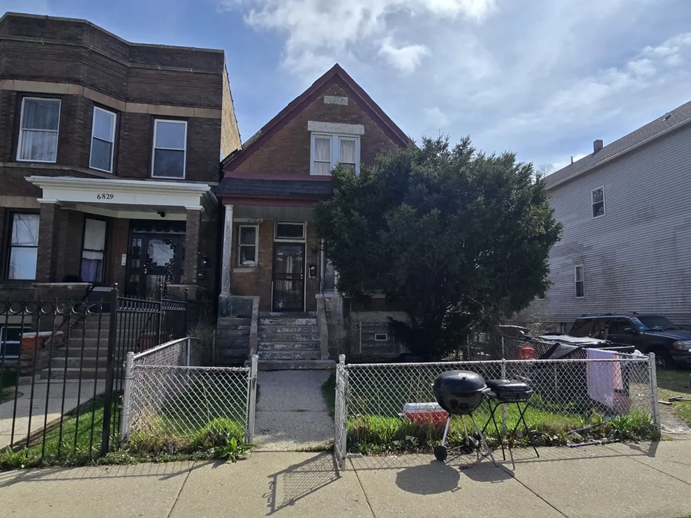 Unit for sale at 6831 S Emerald Avenue, Chicago, IL 60621