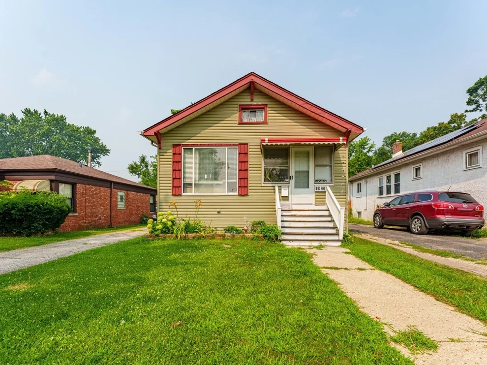Unit for sale at 1922 S 18th Avenue, Maywood, IL 60153