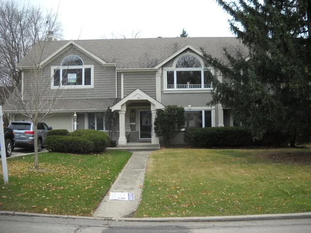 Unit for sale at 819 Highland Avenue, GLEN ELLYN, IL 60137