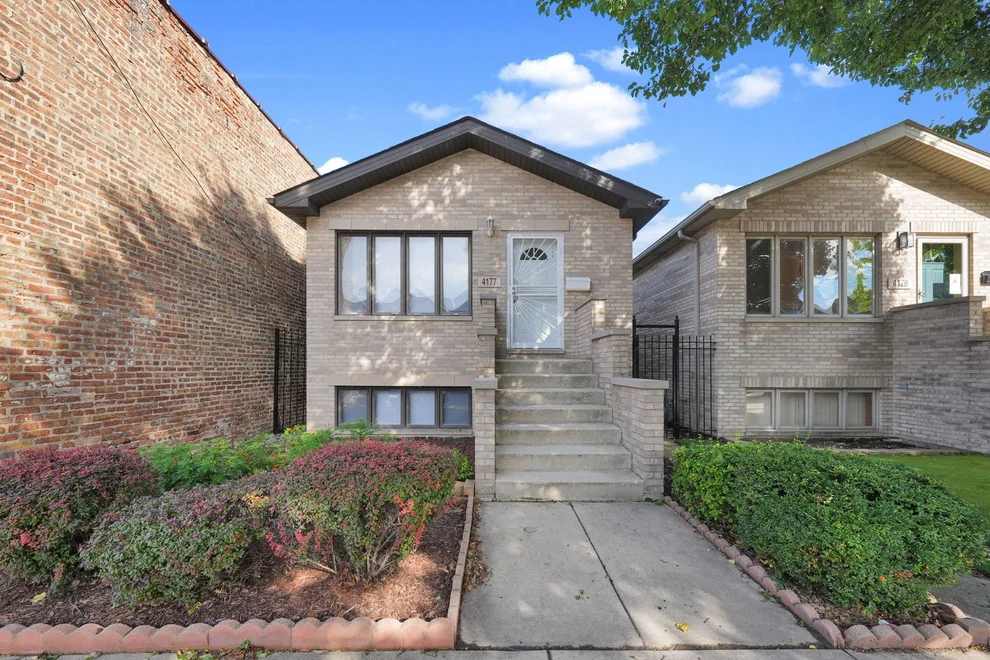 Unit for sale at 4177 S Emerald Avenue, Chicago, IL 60609