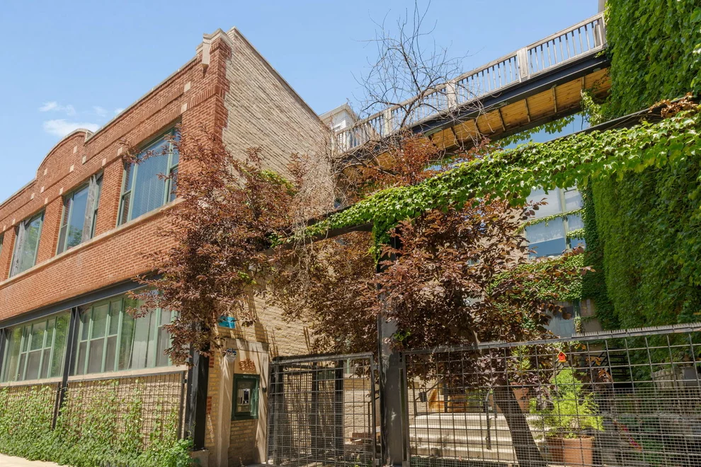 Unit for sale at 2943 N Lincoln Avenue, Chicago, IL 60657