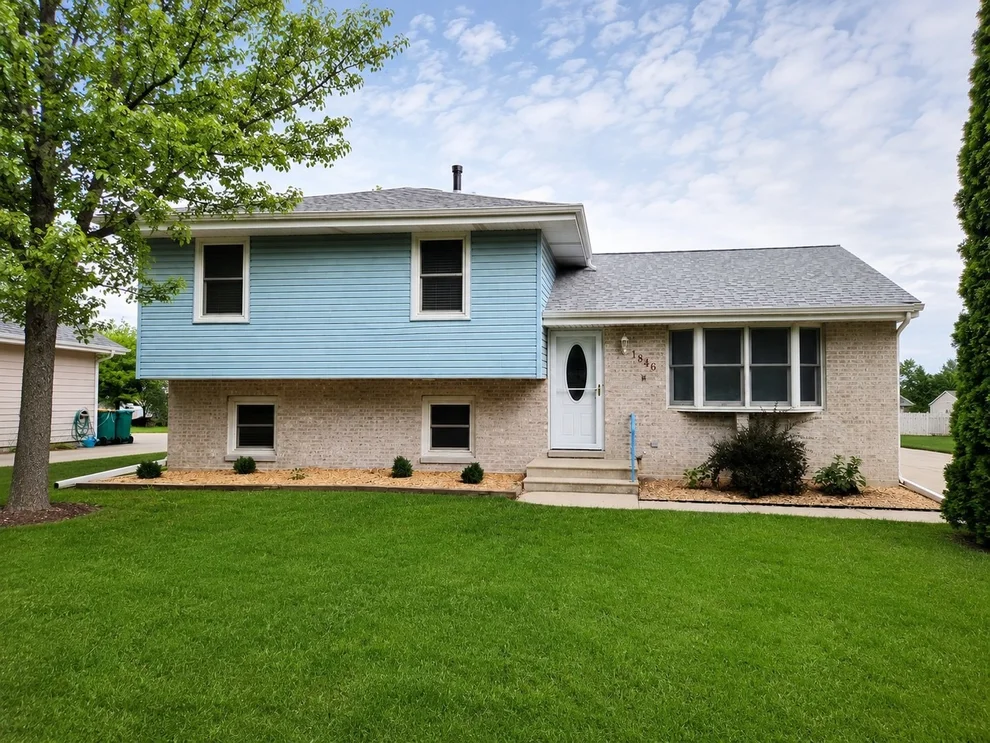 Unit for sale at 1846 Corregidor Street, Joliet, IL 60435