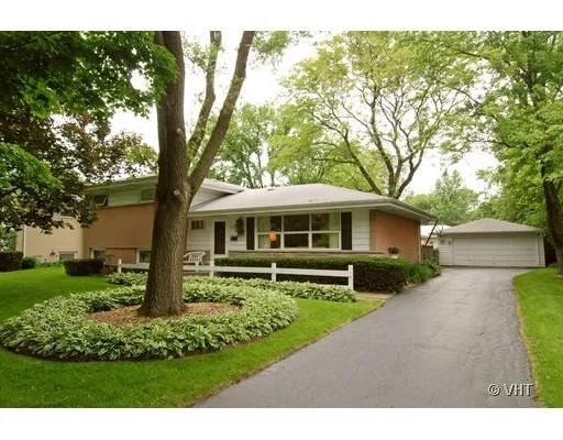 Unit for sale at 1120 Arbor Lane, GLENVIEW, IL 60025