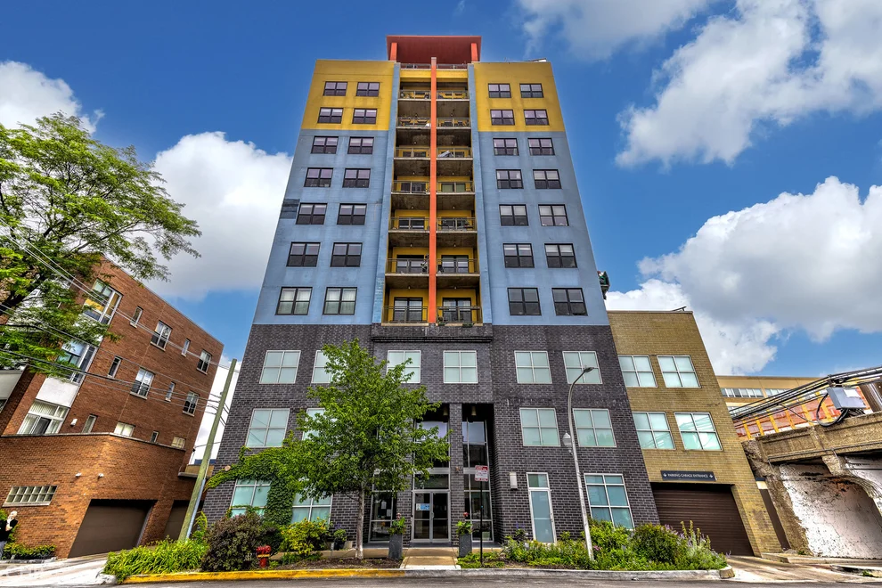 Unit for sale at 1122 W Catalpa Avenue, Chicago, IL 60640