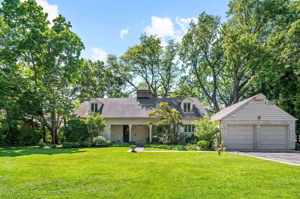 Unit for sale at 1360 Sunview Lane, Winnetka, IL 60093