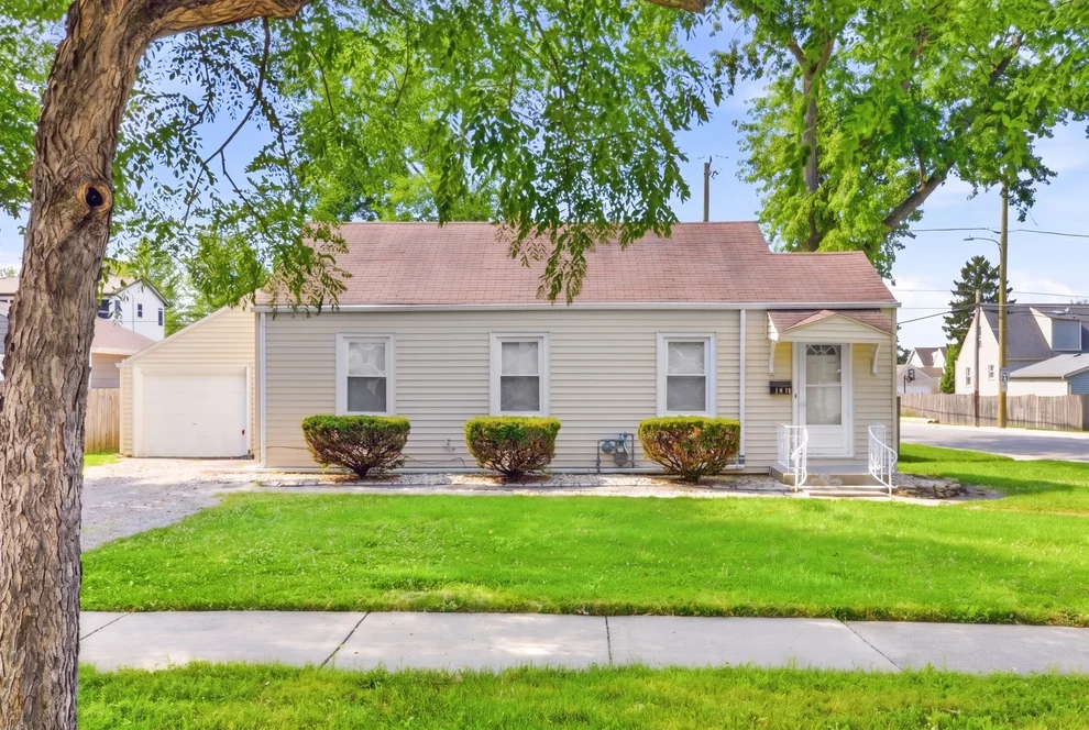 Unit for sale at 101 Armitage Avenue, Northlake, IL 60164