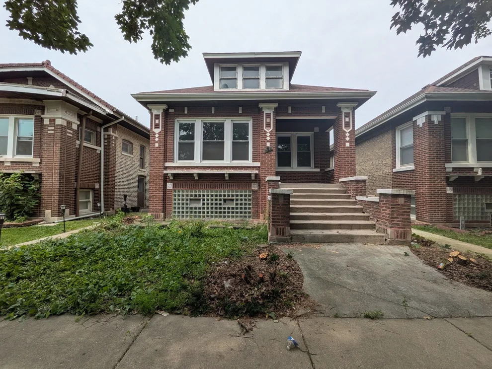 Unit for sale at 1644 S 57th Court, Cicero, IL 60804
