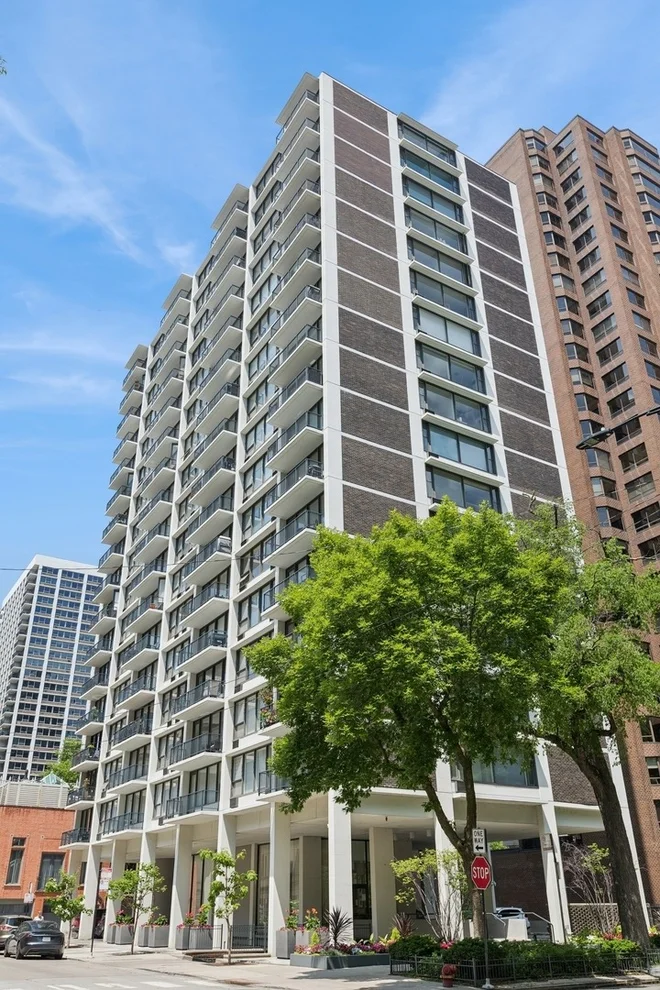 Unit for sale at 1400 N State Parkway, Chicago, IL 60610