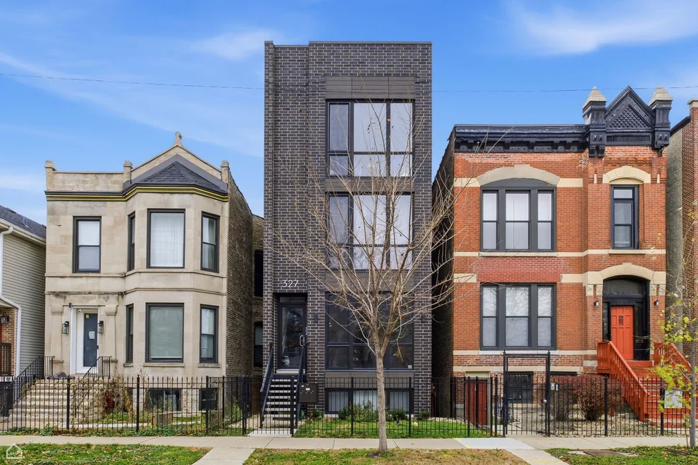 Unit for sale at 327 S Leavitt Street, Chicago, IL 60612