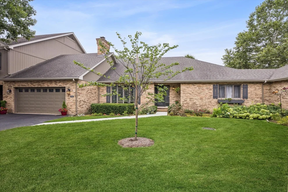 Unit for sale at 126 Castle Rock Lane, Bloomingdale, IL 60108