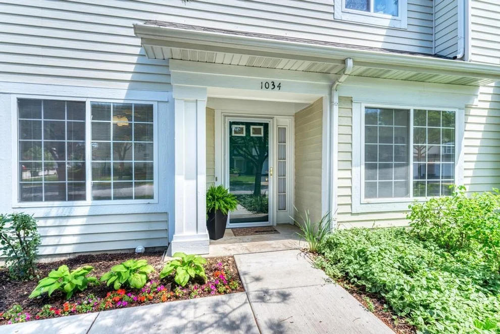 Unit for sale at 1034 Huntington Drive, Elk Grove Village, IL 60007