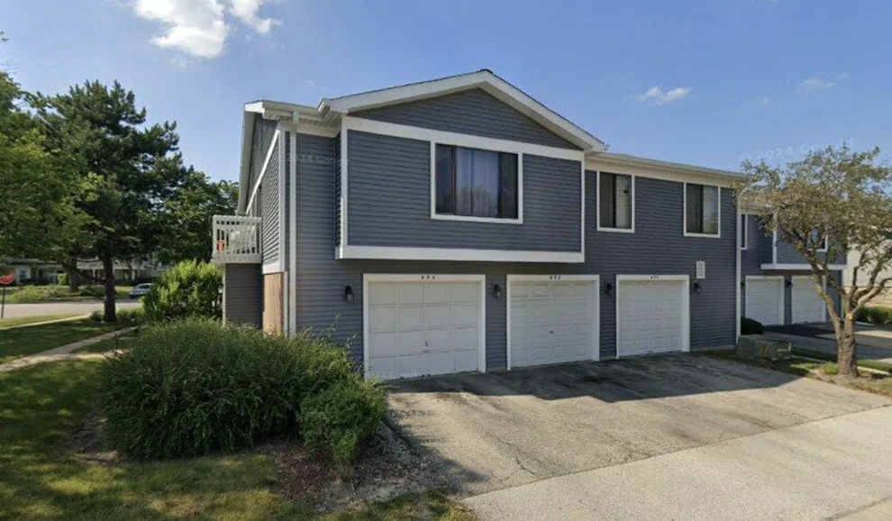 Unit for sale at 492 Tyler Court, Vernon Hills, IL 60061