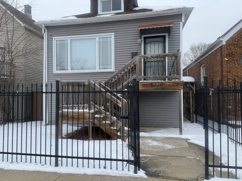 Unit for sale at 8520 S Kingston Avenue, Chicago, IL 60617