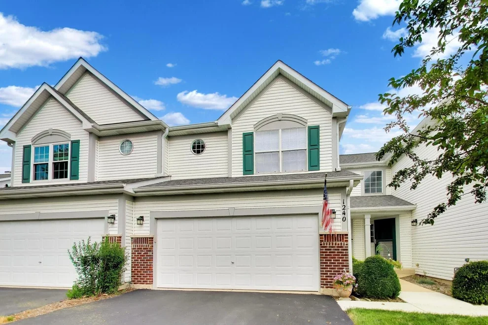 Unit for sale at 1240 Appaloosa Way, Bartlett, IL 60103