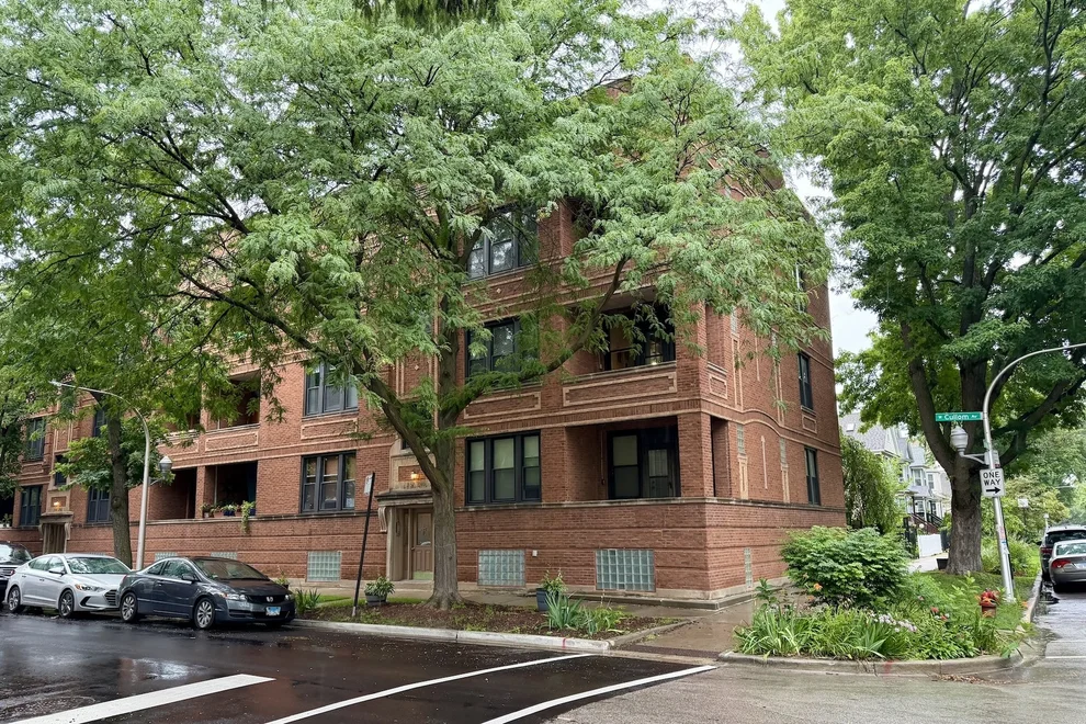 Unit for sale at 3102 W Cullom Avenue, Chicago, IL 60618
