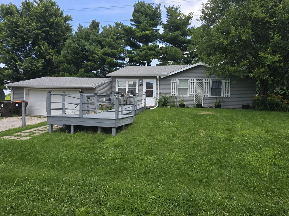 Unit for sale at 800 E Main Street, Danvers, IL 61732