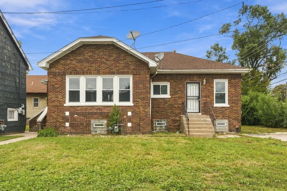 Unit for sale at 657 Freeland Avenue, Calumet City, IL 60409