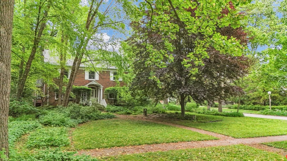 Unit for sale at 402 W Pennsylvania Avenue, Urbana, IL 61801