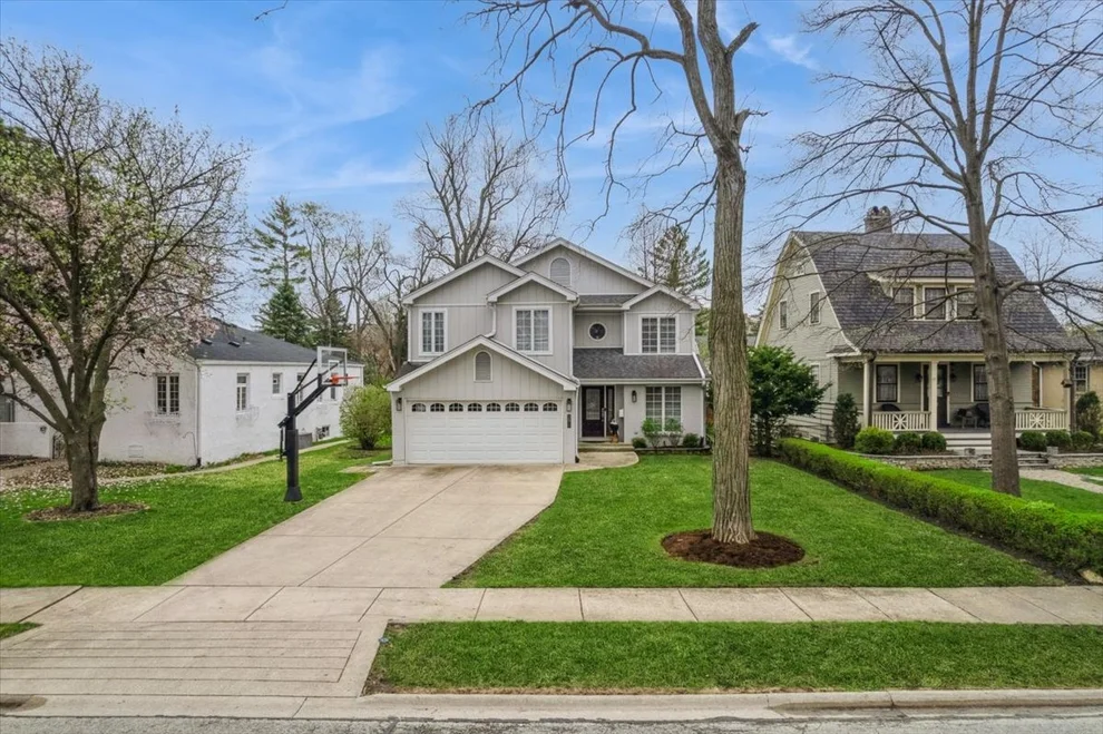 Unit for sale at 291 Lionel Road, Riverside, IL 60546