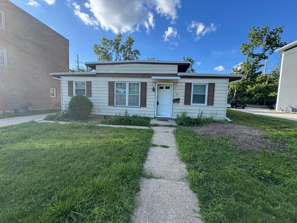 Unit for sale at 28 W Willow Street, Lombard, IL 60148