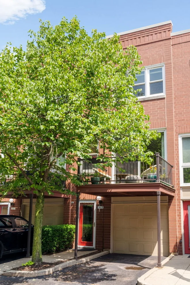 Unit for sale at 1781 W ALTGELD Street, Chicago, IL 60614