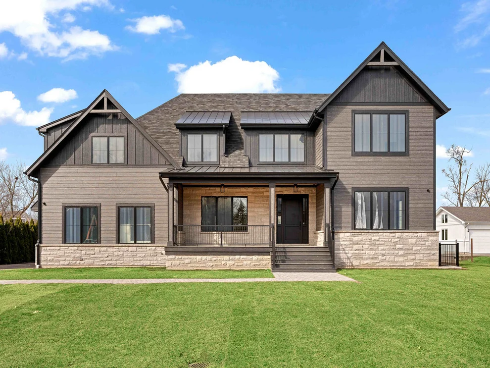 Unit for sale at 2410 White Oak Drive, Northbrook, IL 60062