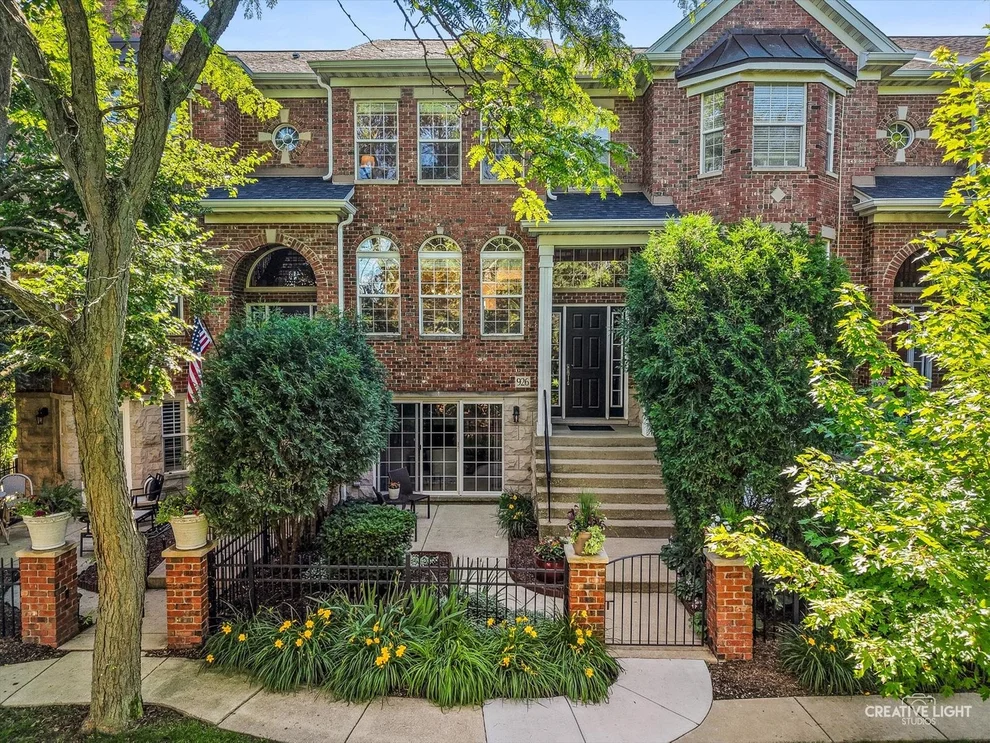 Unit for sale at 926 Shandrew Drive, Naperville, IL 60540