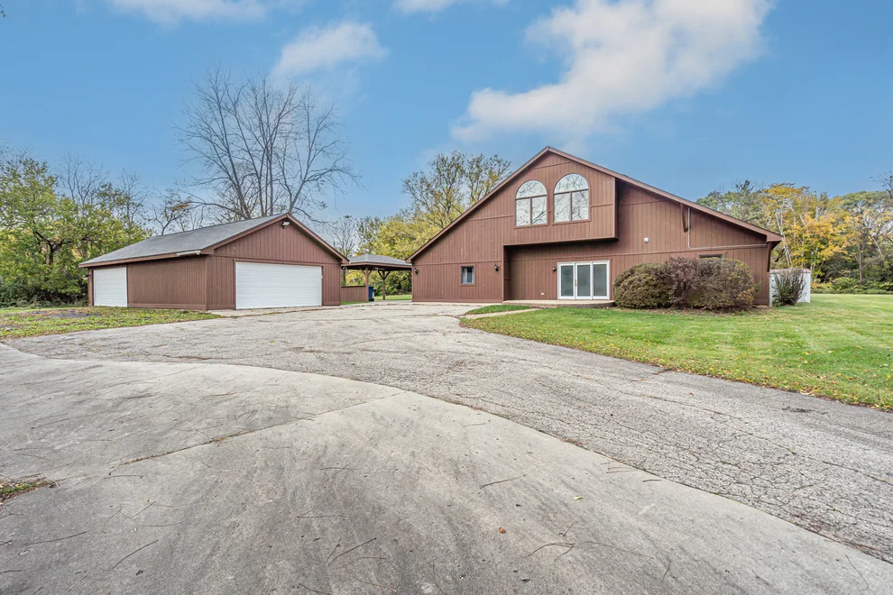 Unit for sale at 27514 N Forest Garden Road, Wauconda, IL 60084