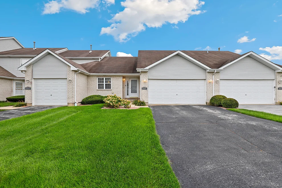 Unit for sale at 22977 Westwind Drive, Richton Park, IL 60471
