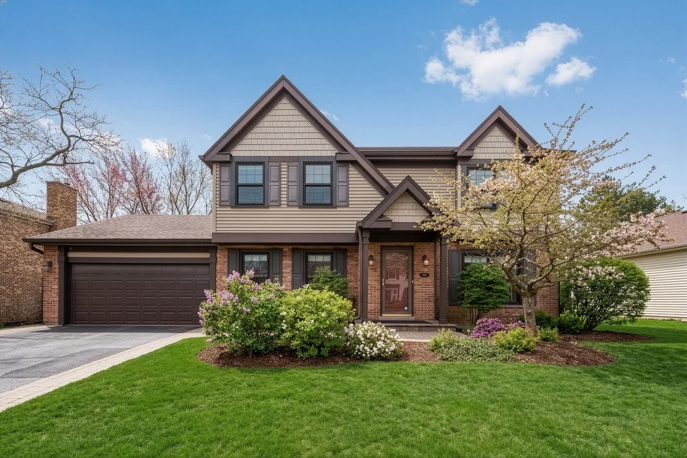 Unit for sale at 657 W Revere Lane, Palatine, IL 60067