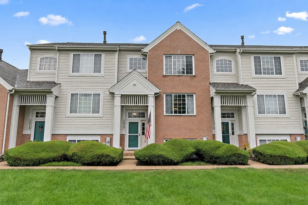 Unit for sale at 2017 Concord Drive, McHenry, IL 60050