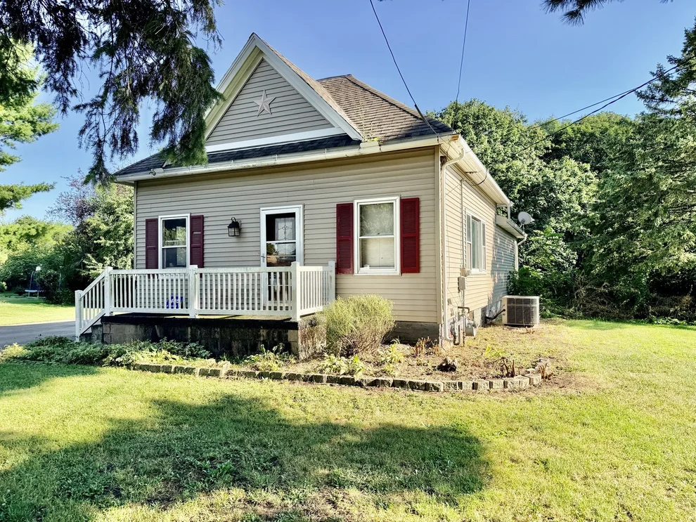 Unit for sale at 1405 E Kent Street, Streator, IL 61364