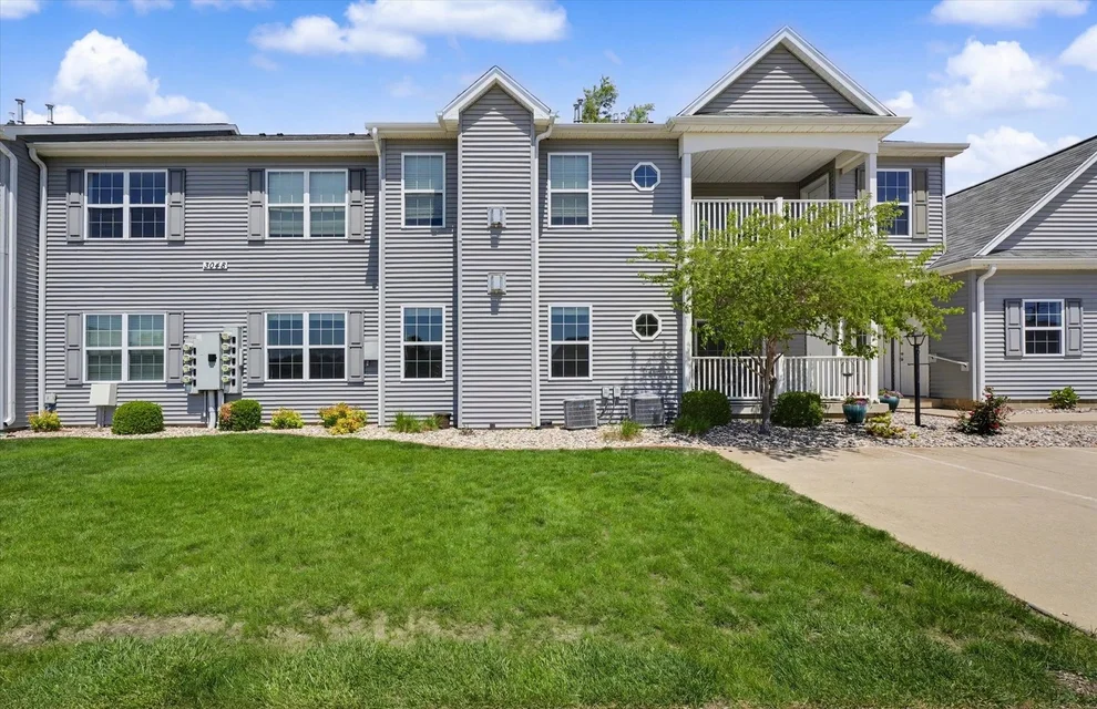 Unit for sale at 3048 E Stillwater Landing, Urbana, IL 61802