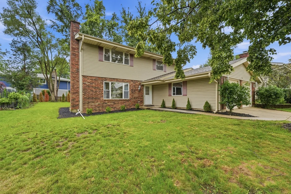 Unit for sale at 1134 Pinehurst Lane, Schaumburg, IL 60193