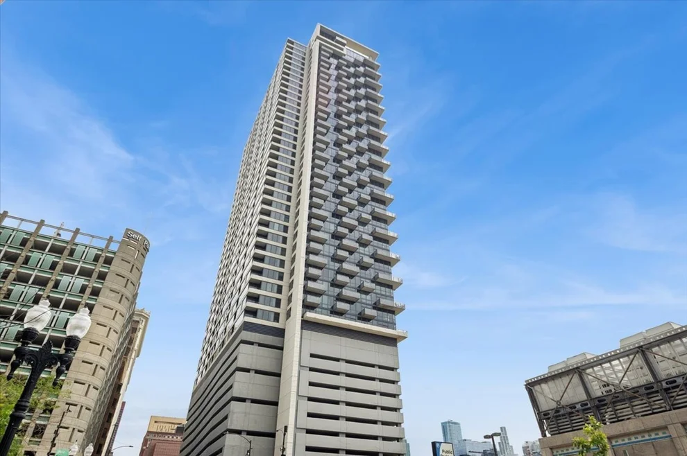 Unit for sale at 235 W Van Buren Street, Chicago, IL 60607