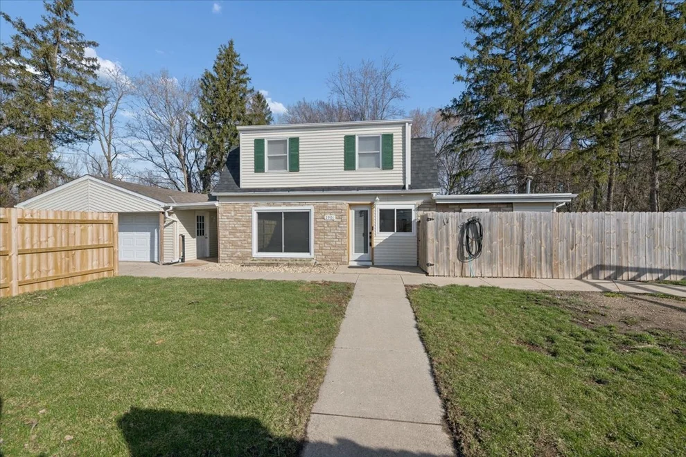 Unit for sale at 2901 N Il Rt 47, Morris, IL 60450