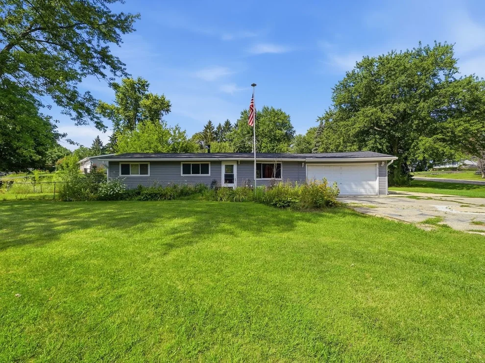 Unit for sale at 3715 Claremont Road, Johnsburg, IL 60051