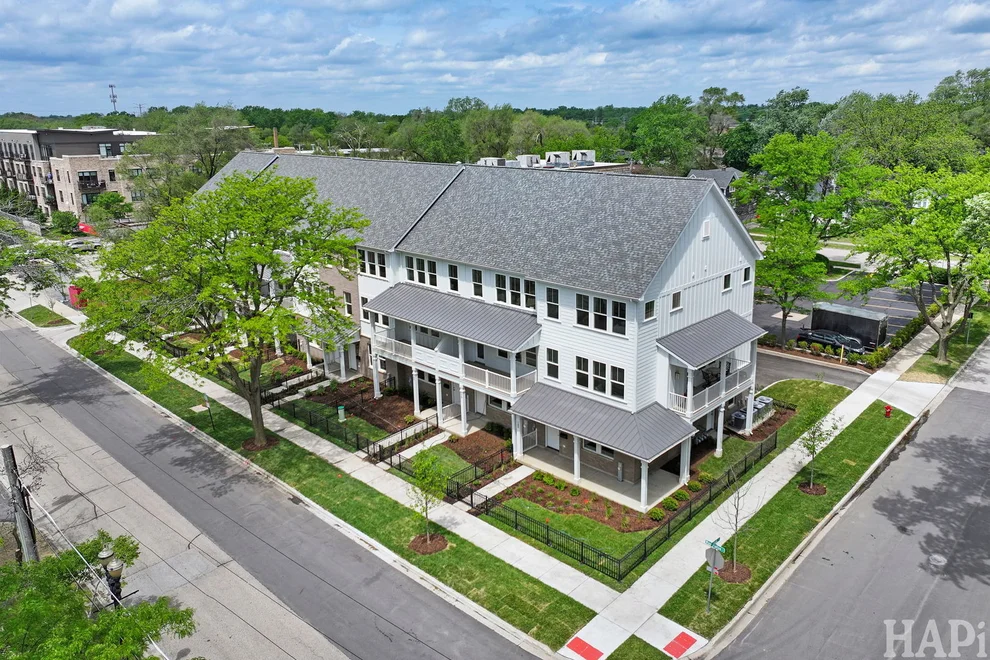 Unit for sale at 160 Washington Street, Barrington, IL 60010