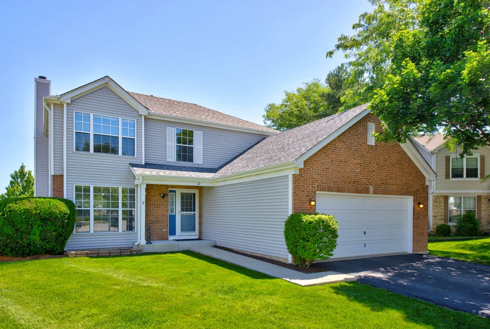 Unit for sale at 12 Foxglove Court, Bolingbrook, IL 60440