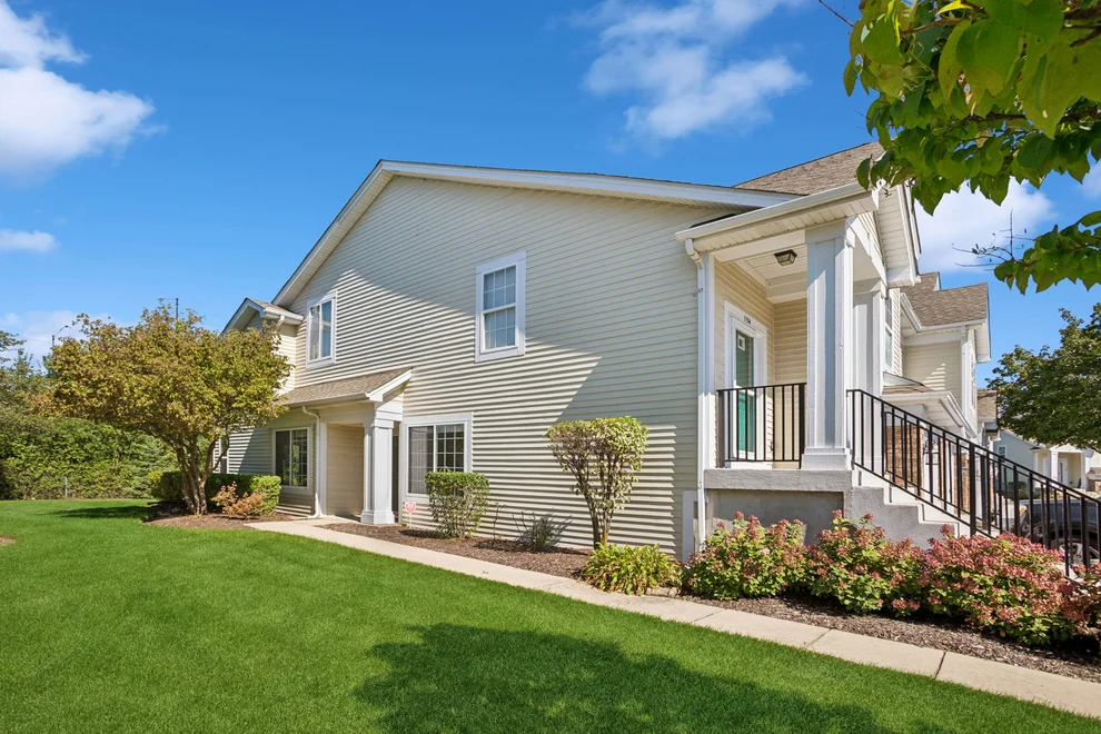 Unit for sale at 1156 Westminster Lane, Elk Grove Village, IL 60007
