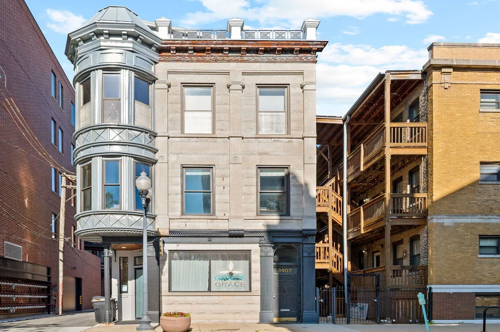 Unit for sale at 3907 N Damen Avenue, Chicago, IL 60618