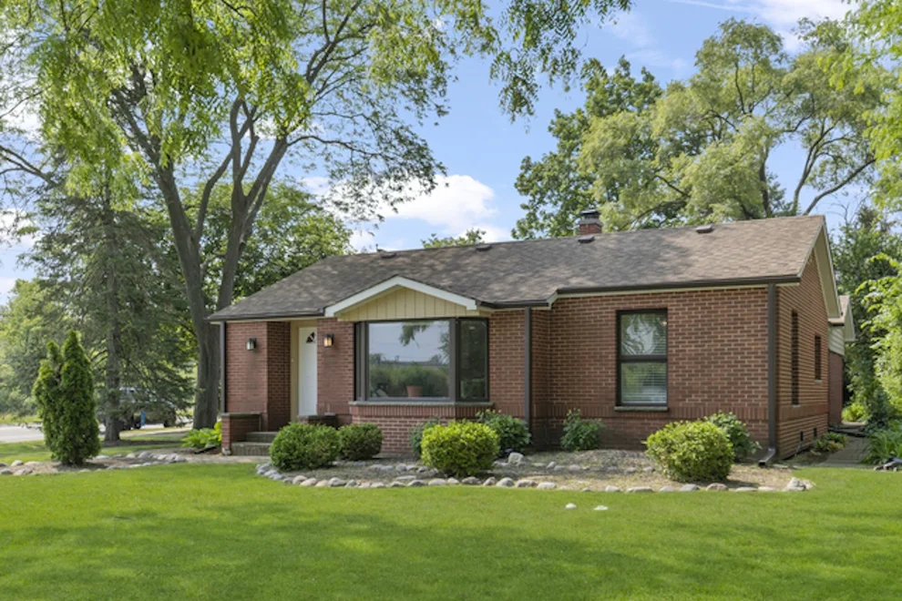 Unit for sale at 1029 Elmwood Avenue, Deerfield, IL 60015