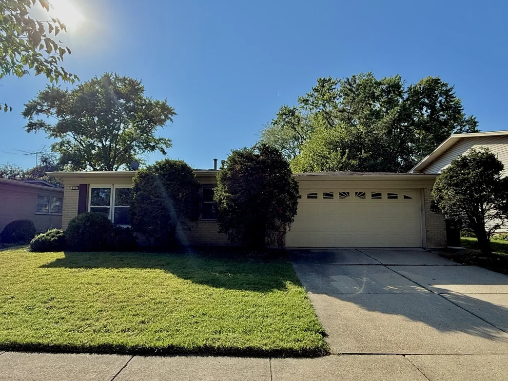 Unit for sale at 340 N Illinois Avenue, Glenwood, IL 60425