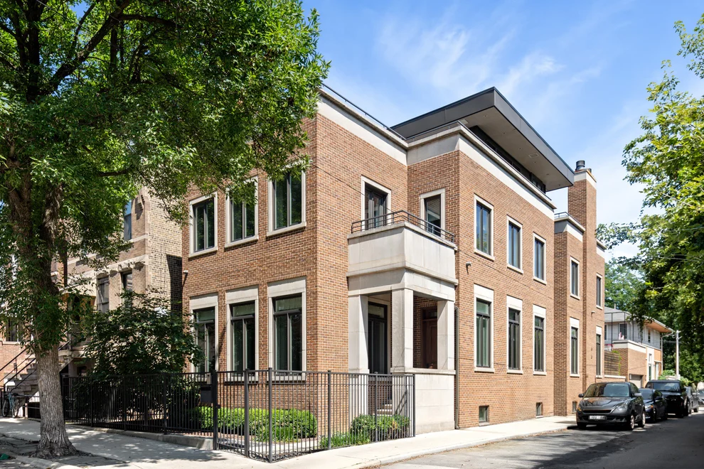 Unit for sale at 1801 N Hermitage Avenue, Chicago, IL 60622