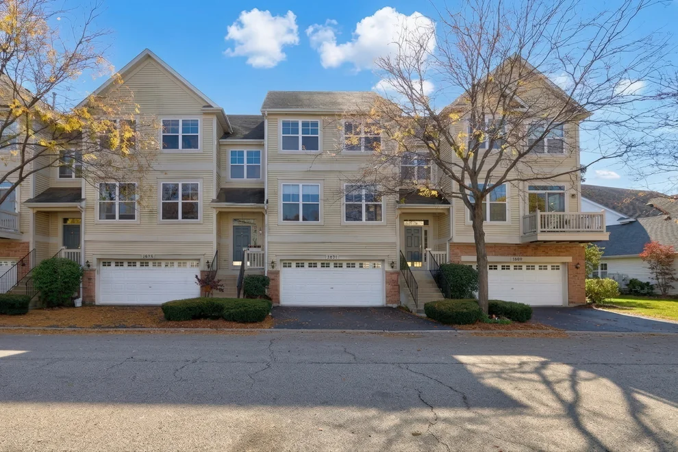Unit for sale at 1871 Watercolor Place, Grayslake, IL 60030