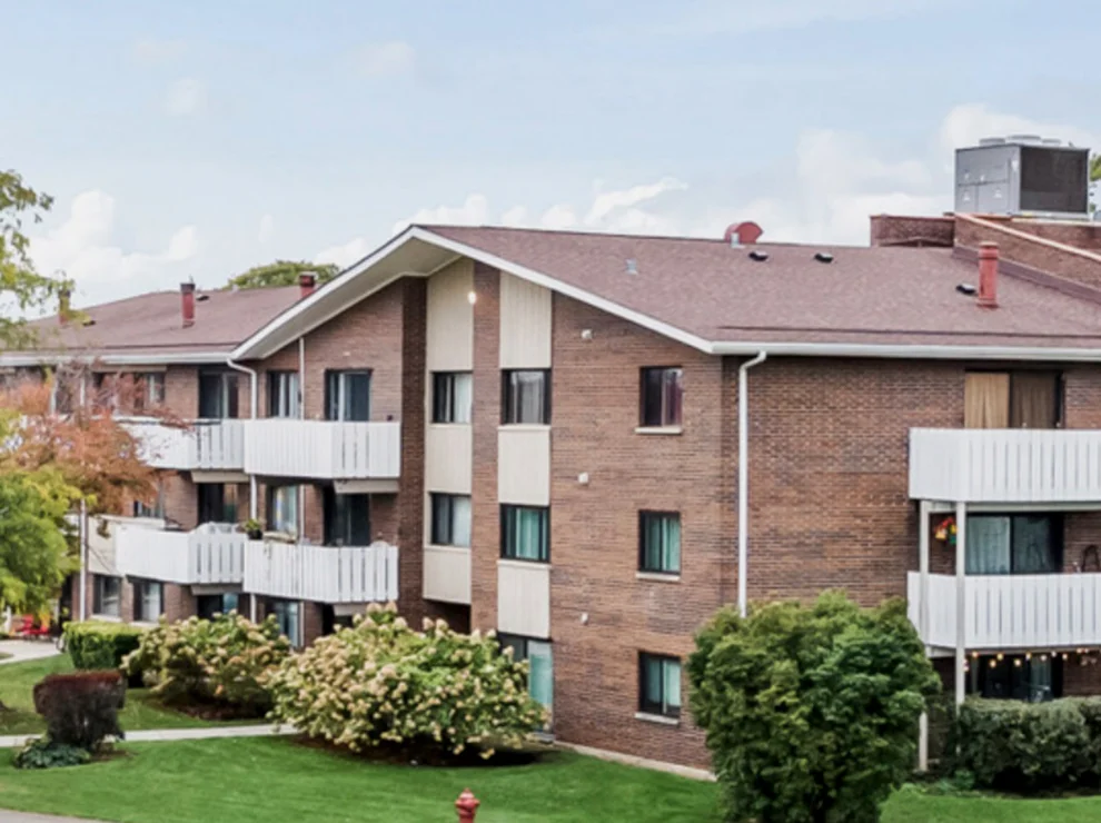 Unit for sale at 1000 Bayside Drive, Palatine, IL 60074