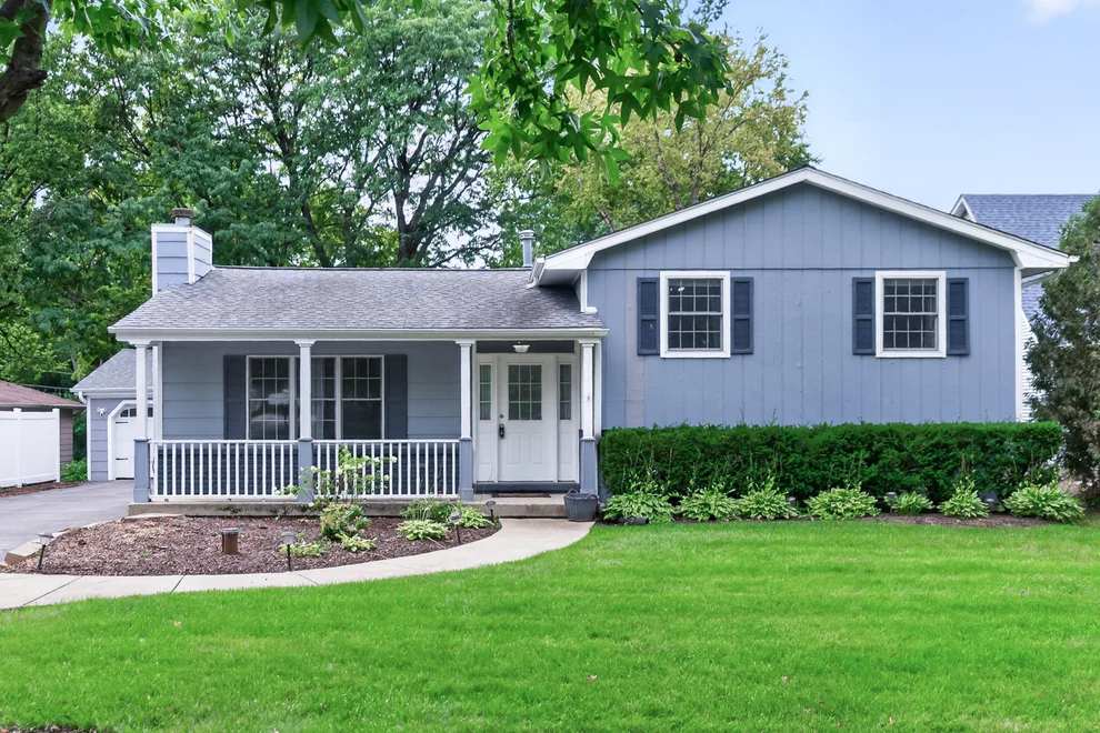 Unit for sale at 6914 Brookbank Road, Darien, IL 60561