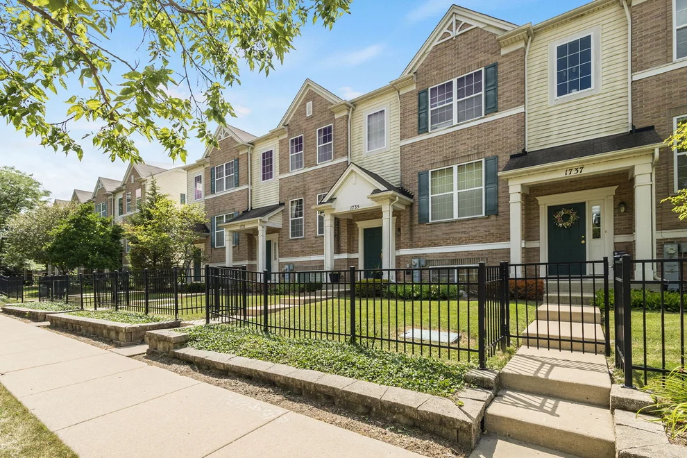Unit for sale at 1737 Maple Avenue, Hanover Park, IL 60133